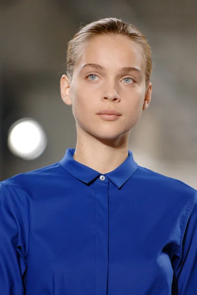 Look 2